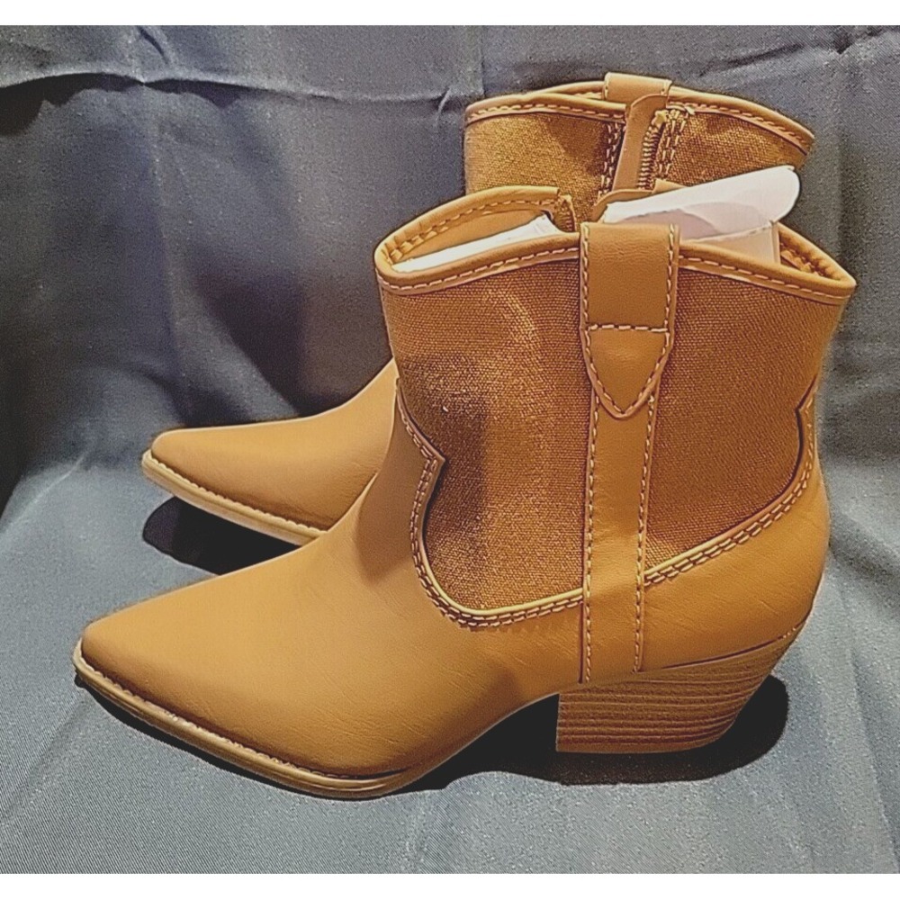 Women's Kay Western Boots - Universal Thread tan size 6